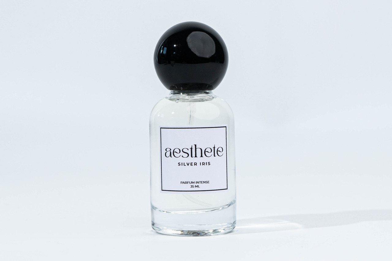 silver-iris-18